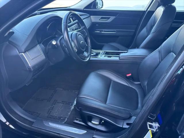 2020 Jaguar XF 25t Premium RWD Automatic
