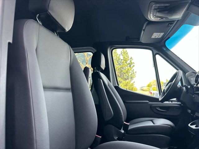 2026 Mercedes-Benz Sprinter 2500 Standard Roof 4-Cyl Diesel