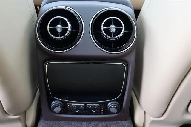 2014 Jaguar XJ Standard
