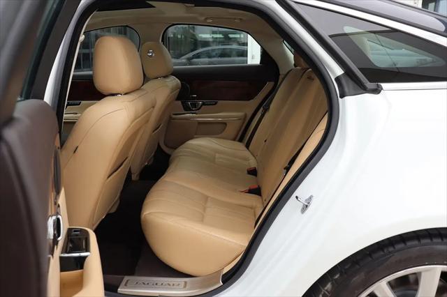 2014 Jaguar XJ Standard