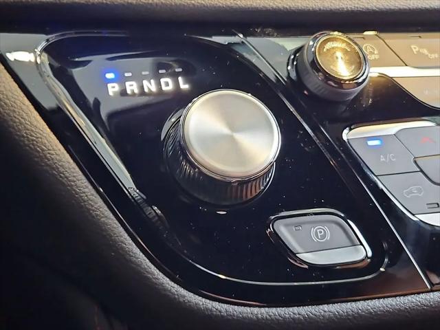 2026 Chrysler Pacifica Pinnacle AWD