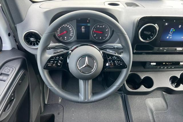2026 Mercedes-Benz Sprinter 2500 Standard Roof 4-Cyl Diesel