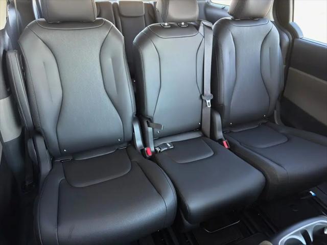 2026 Kia Carnival MPV EX