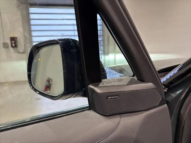 2023 Land Rover Range Rover P440e SE