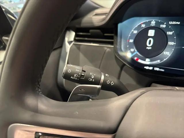 2023 Land Rover Range Rover P440e SE