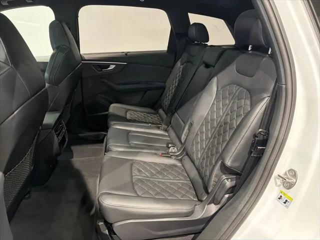 2025 Audi SQ7 Prestige TFSI quattro Tiptronic