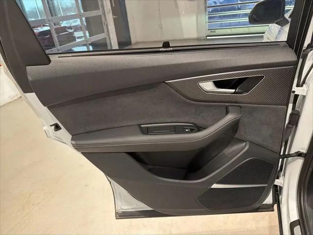 2025 Audi SQ7 Prestige TFSI quattro Tiptronic