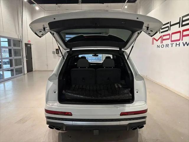 2025 Audi SQ7 Prestige TFSI quattro Tiptronic