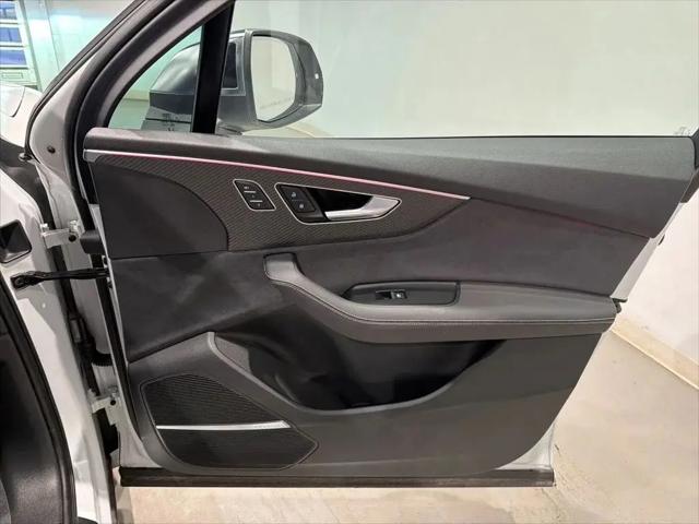 2025 Audi SQ7 Prestige TFSI quattro Tiptronic