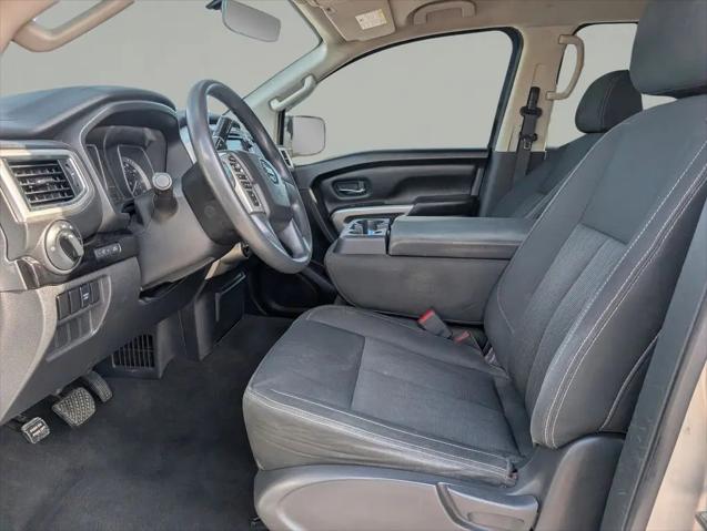 2019 Nissan Titan SV