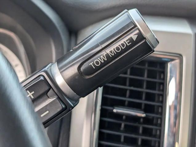 2019 Nissan Titan SV