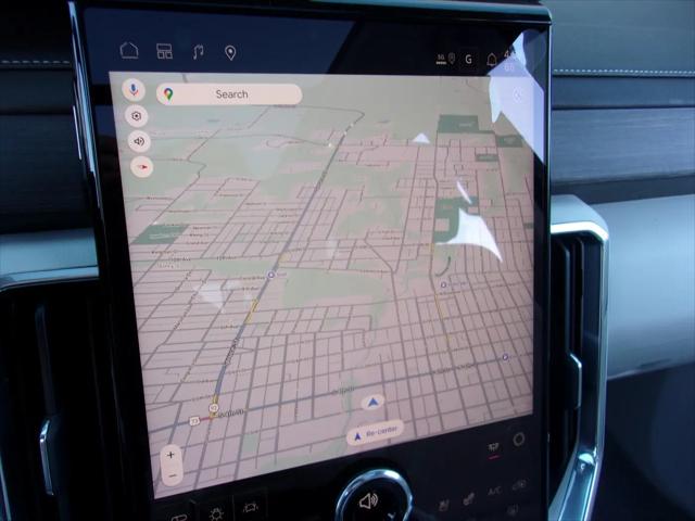 2026 GMC Acadia Denali AWD