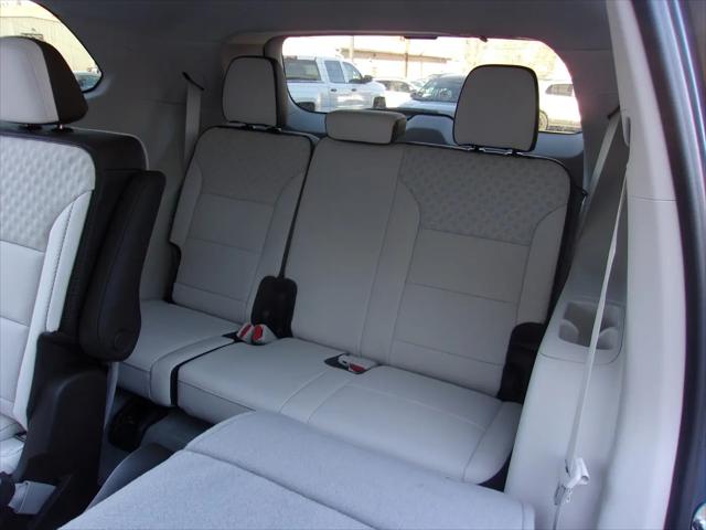 2026 GMC Acadia Denali AWD