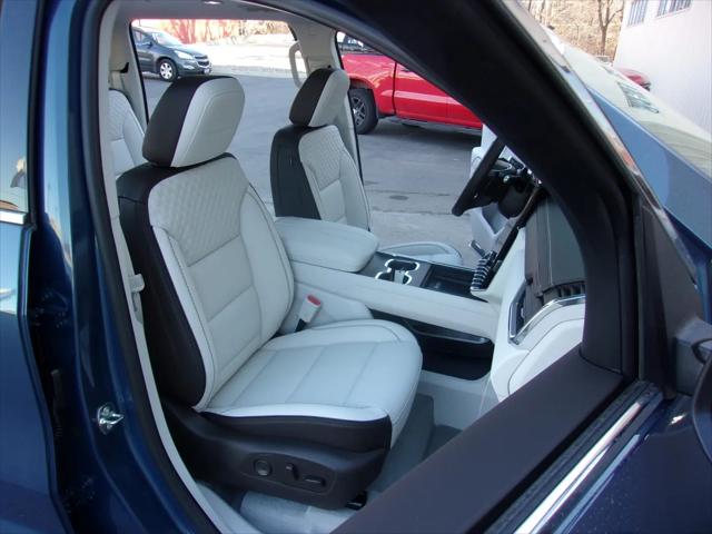 2026 GMC Acadia Denali AWD