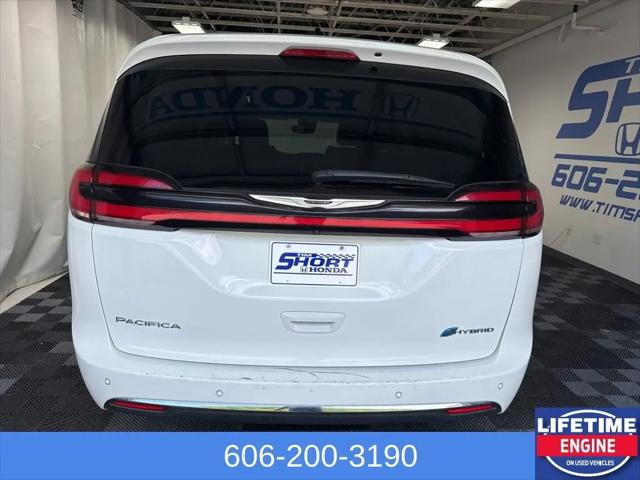 2023 Chrysler Pacifica Hybrid Touring L