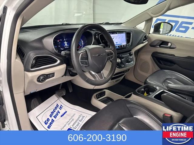 2023 Chrysler Pacifica Hybrid Touring L