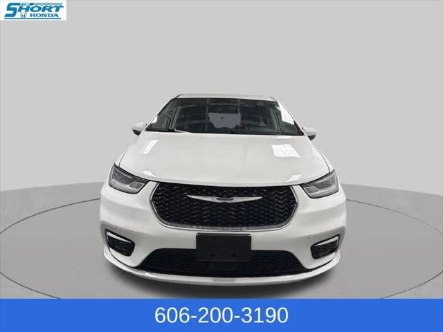 2023 Chrysler Pacifica Hybrid Touring L