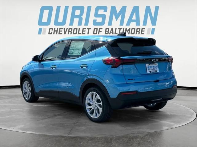 2027 Chevrolet Bolt LT FWD