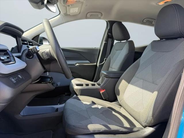 2027 Chevrolet Bolt LT FWD