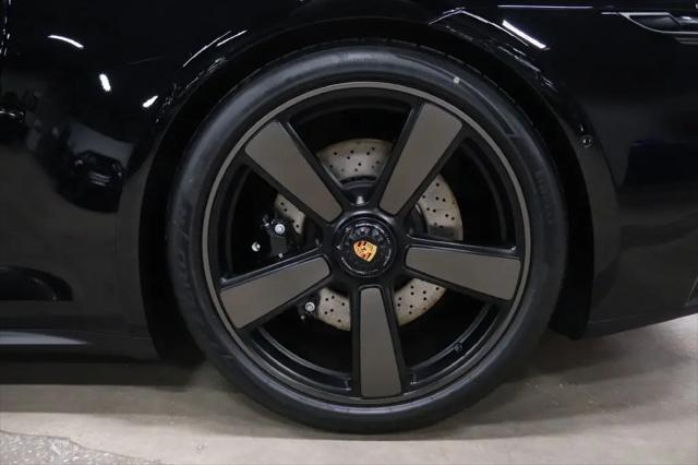2026 Porsche 911 Carrera GTS Cabriolet