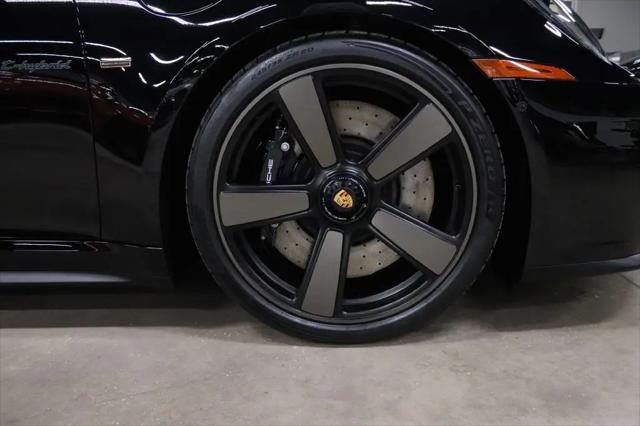 2026 Porsche 911 Carrera GTS Cabriolet