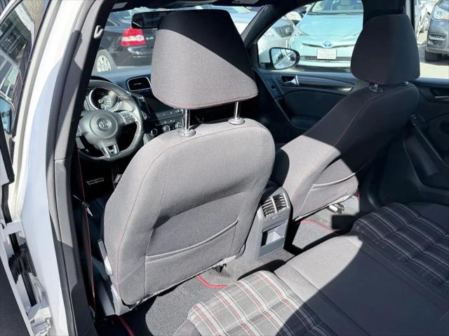 2013 Volkswagen GTI Wolfsburg Edition