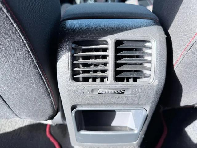 2013 Volkswagen GTI Wolfsburg Edition