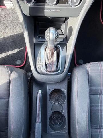 2013 Volkswagen GTI Wolfsburg Edition