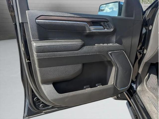 2024 GMC Sierra 1500 4WD Crew Cab Short Box SLT