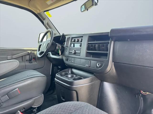 2024 GMC Savana Cargo RWD 2500 Regular Wheelbase Work Van