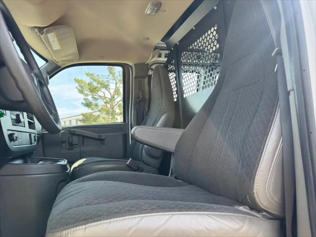 2024 GMC Savana Cargo RWD 2500 Regular Wheelbase Work Van