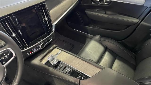 2023 Volvo S90 B6 Ultimate