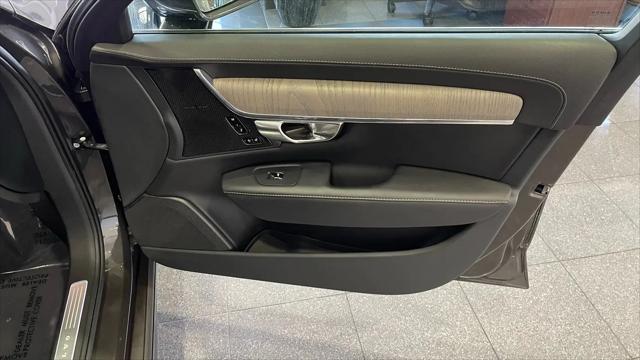 2023 Volvo S90 B6 Ultimate