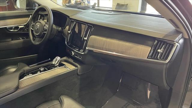 2023 Volvo S90 B6 Ultimate
