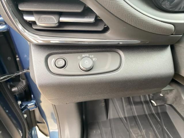 2026 Buick NV Preferred FWD