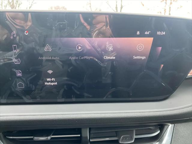 2026 Buick NV Preferred FWD