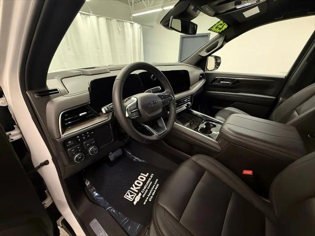 2025 Chevrolet Suburban 4WD Z71
