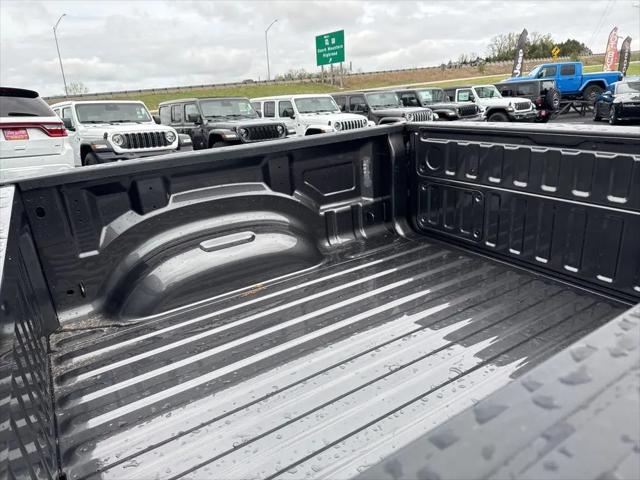 2026 Ram 1500 Rebel Crew Cab 4x4 5'7" Box