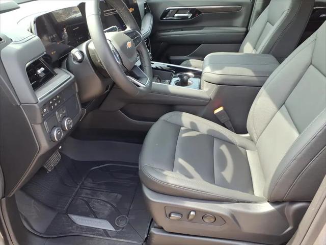 2026 Chevrolet Suburban LT, RWD