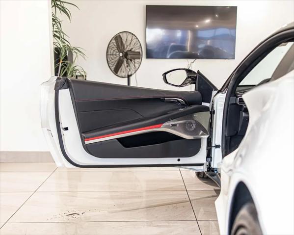 2026 Lotus Emira V6 SE
