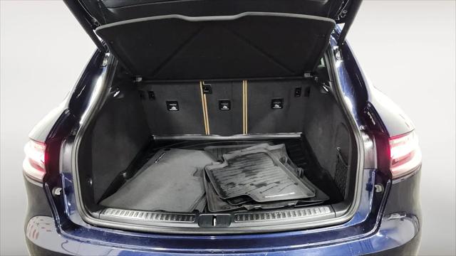 2023 Porsche Macan S