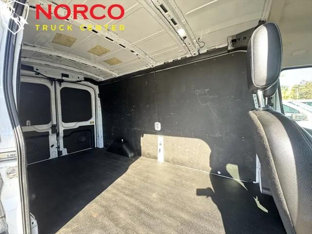 2023 Ford Transit Cargo Van T-250