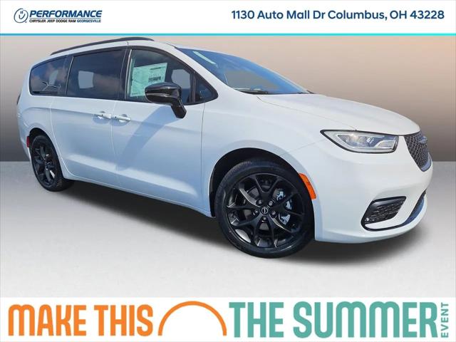 2026 Chrysler Pacifica Select for sale in Columbus, OH