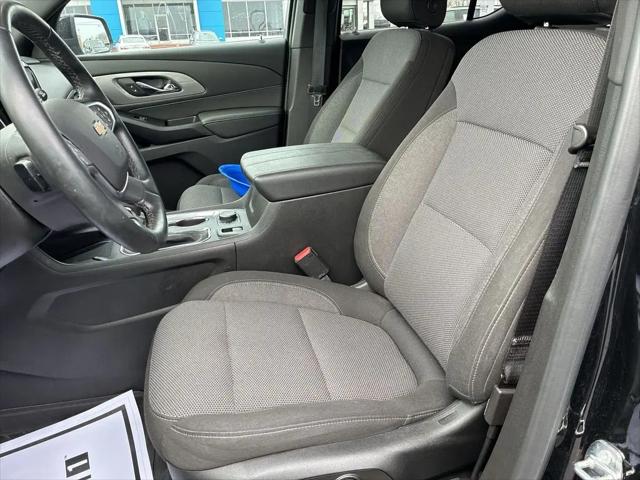 2023 Chevrolet Traverse FWD LT Cloth