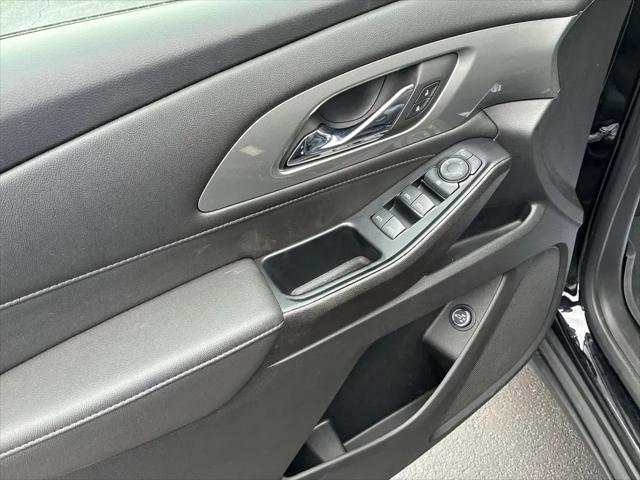 2023 Chevrolet Traverse FWD LT Cloth