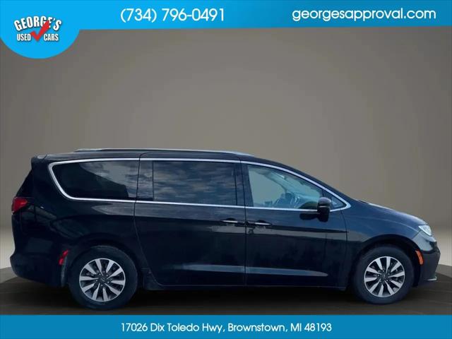 2021 Chrysler Pacifica Hybrid Touring L