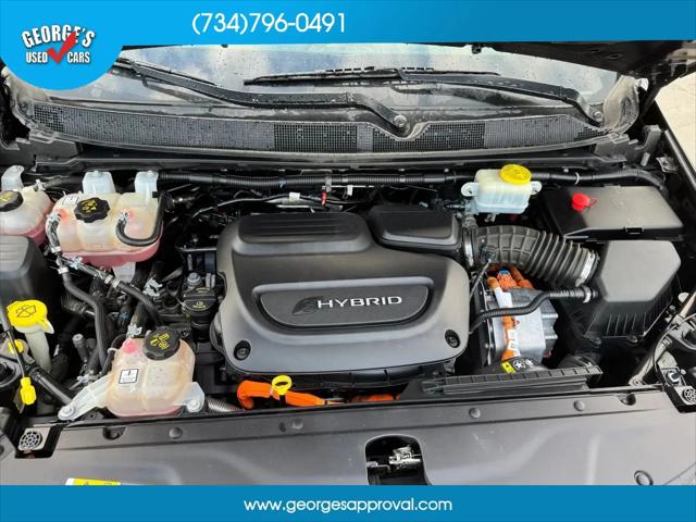 2021 Chrysler Pacifica Hybrid Touring L