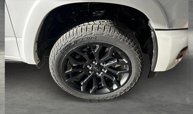2026 Ram 1500 Limited Crew Cab 4x4 5'7" Box
