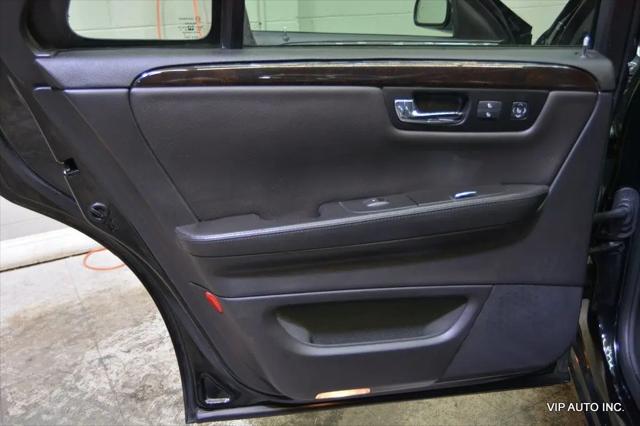 2010 Cadillac DTS Premium Collection