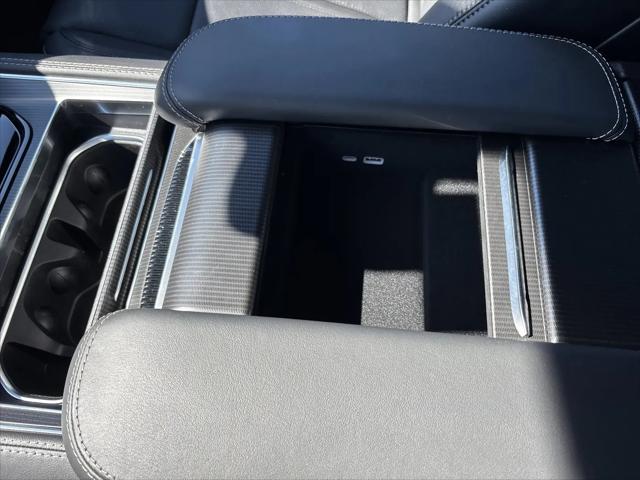 2026 Jeep Grand Wagoneer Summit Obsidian 4x4